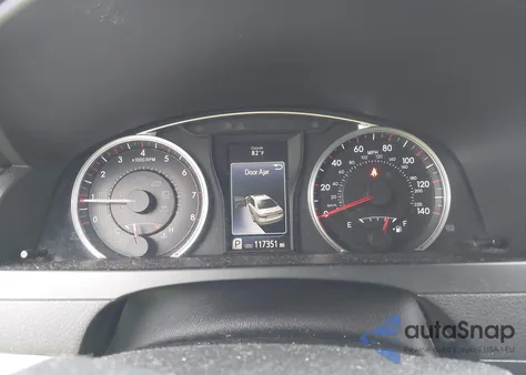 2015 Toyota Camry Se z USA, uszkodzony, nr VIN 4T1BF1FK5FU086747